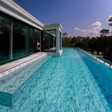 Apartment Bauhaus Wellness 202 *