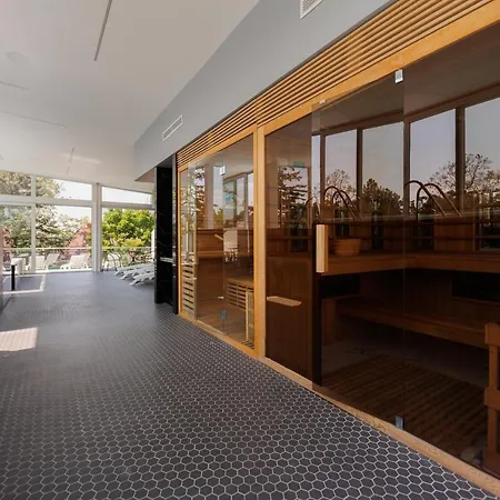 Bauhaus Wellness 202 Apartment *